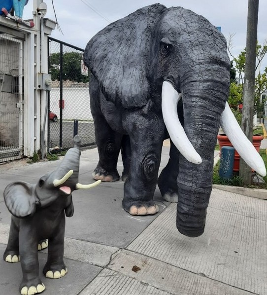 Figuras de fibra de vidrio - Juegos Ávila Camacho